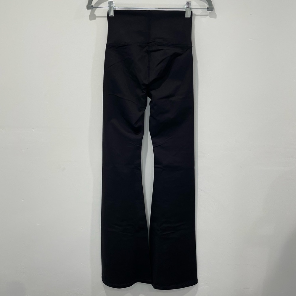 NWOT Terez TLC Flare Leggings in Jet Black - Picture 7 of 13